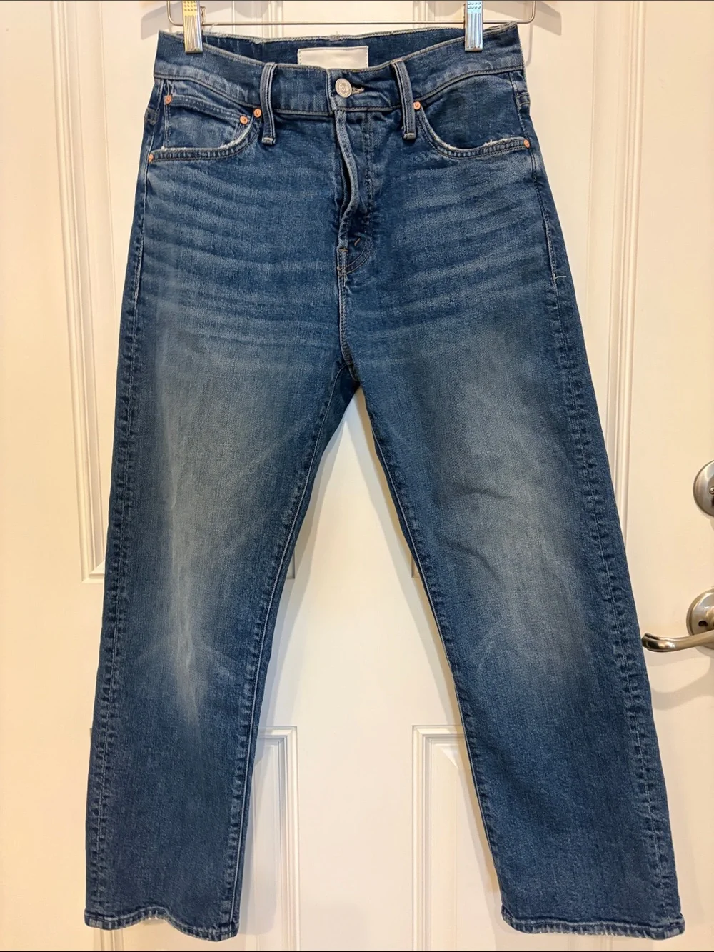 MOTHER Superior The Ditcher Cropped Straight Jeans in Running With Scissors